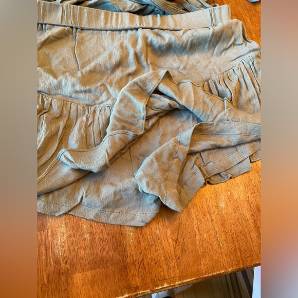 Olive Skort & Longsleeve Set - Picture 5 of 5